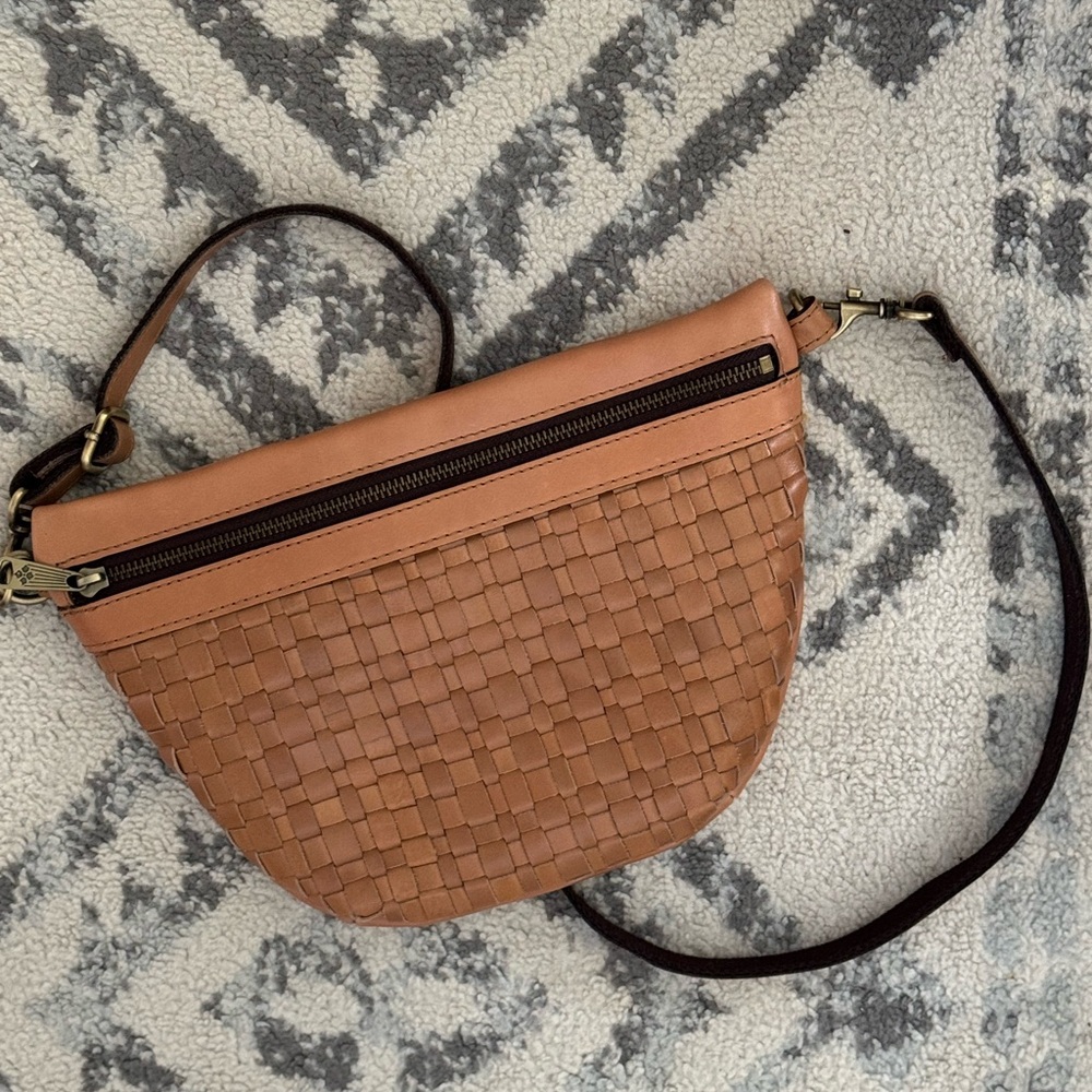 Patricia Nash Tinchi Belt Bag